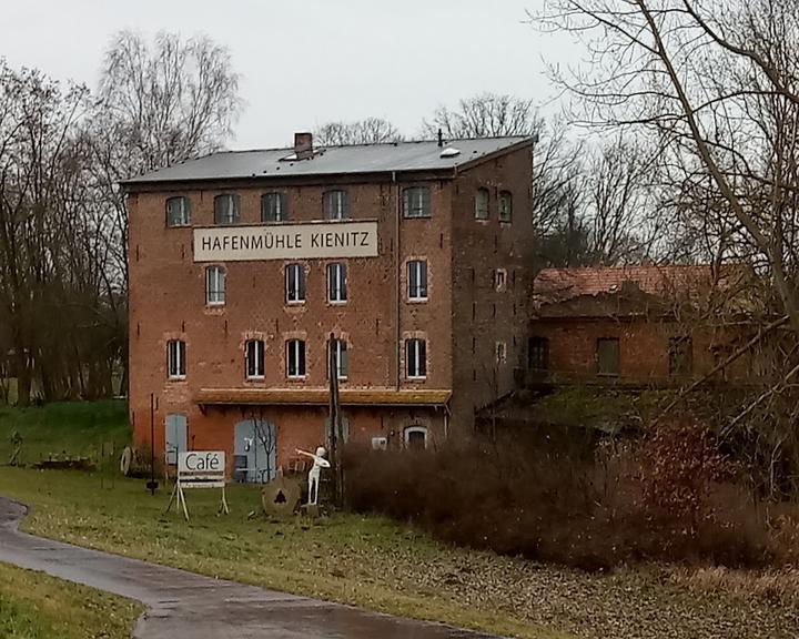 Cafe Hafenmuhle Kienitz